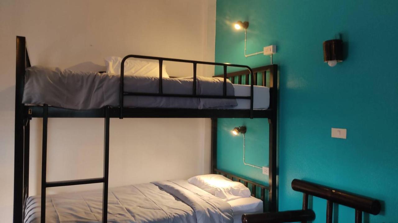 Blue Moon House - A Budget Hostel For Easy Travellers Chiang Mai Eksteriør bilde