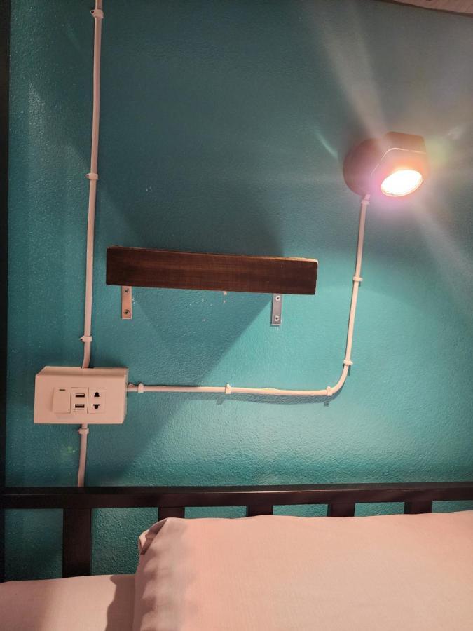 Blue Moon House - A Budget Hostel For Easy Travellers Chiang Mai Eksteriør bilde